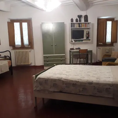 Casa Fedora -appartamento Uso Turistico Centro Storico Di Arezzo